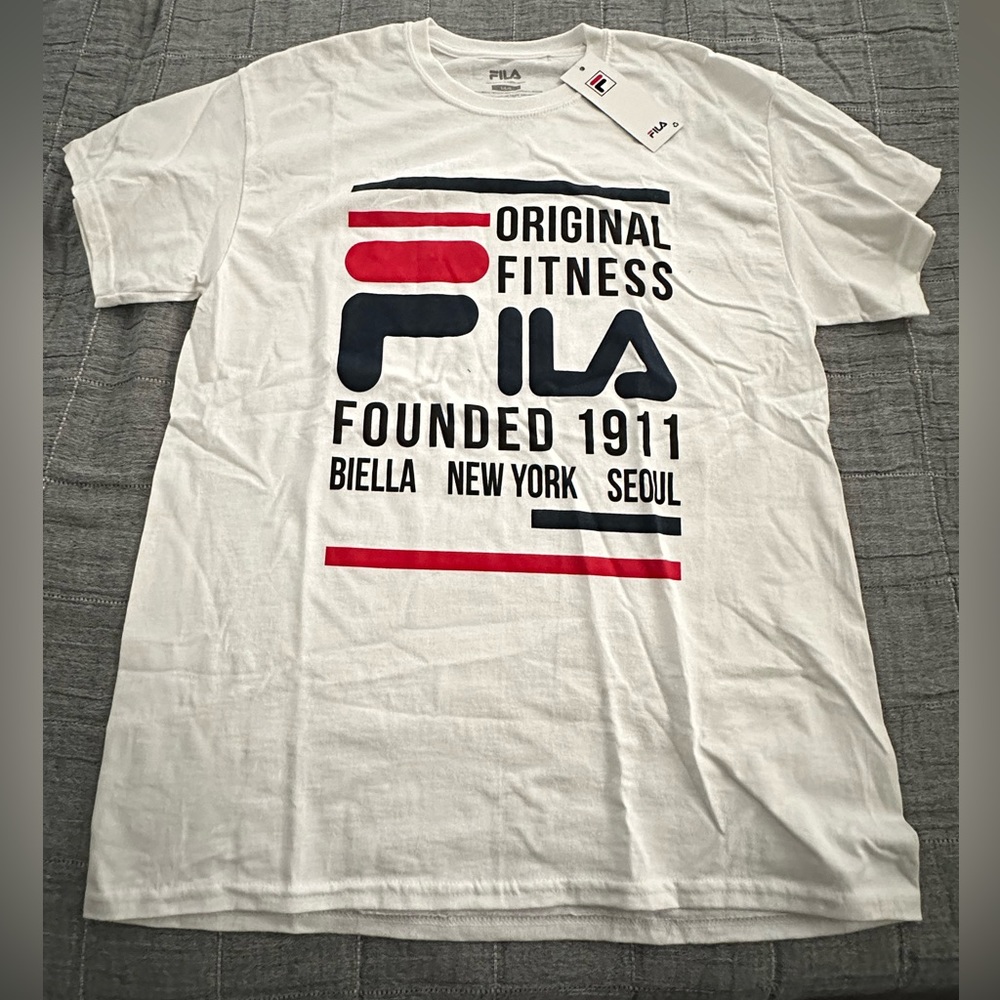 NWT FILA tennis t-shirt. White - Large